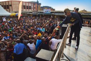 Concert à Douala pour l' album Cardio